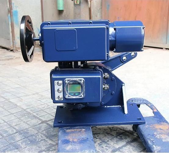 محرک الکتریکی SD-B با یک چهارم چرخش روی صفحه نصب شده به همراه RS160 با پنجره ...
